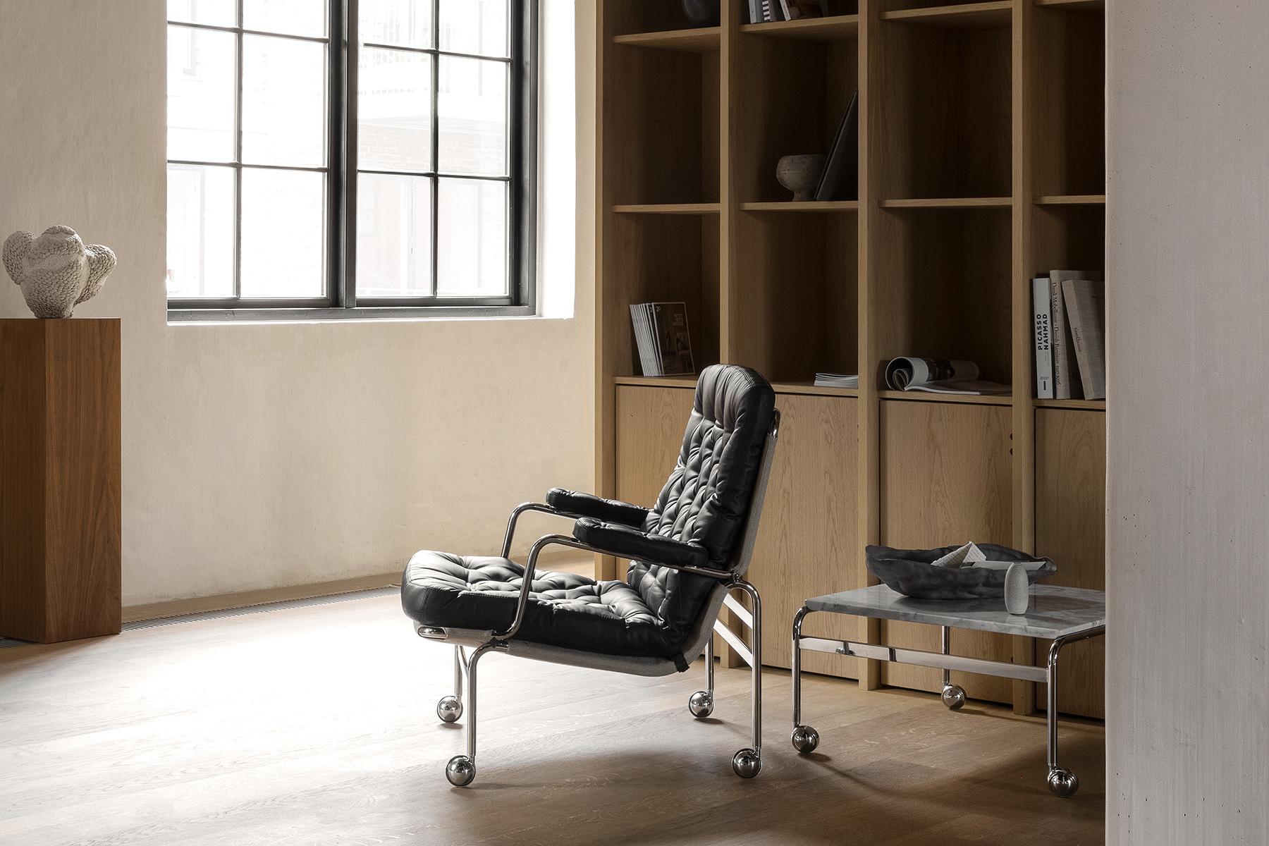 Furniture-Easy-Chair-Karin-73-chrome-classic-soft-88-PIE-1-Karin-table